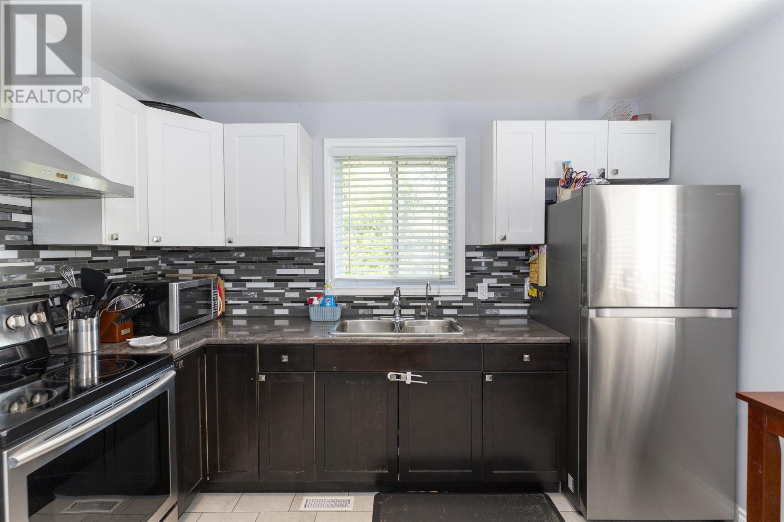 309 Ontario ST - 4