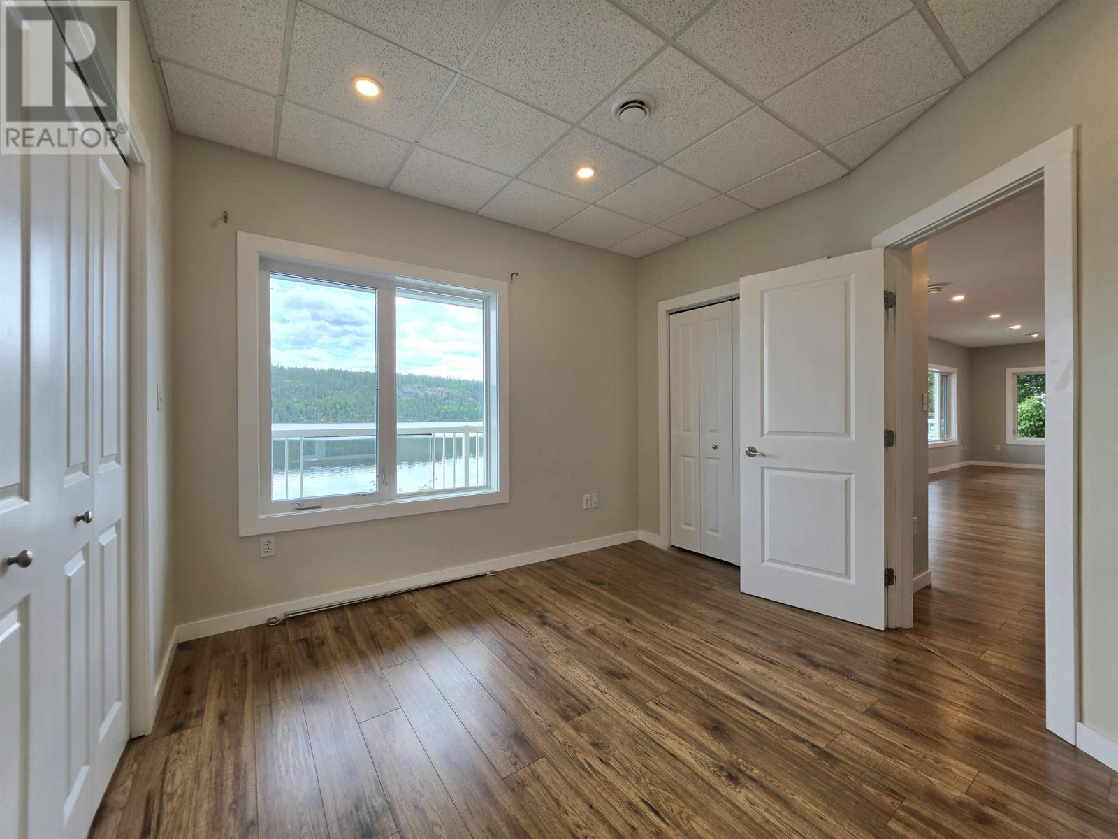 23 Hawk Lake - Image 27