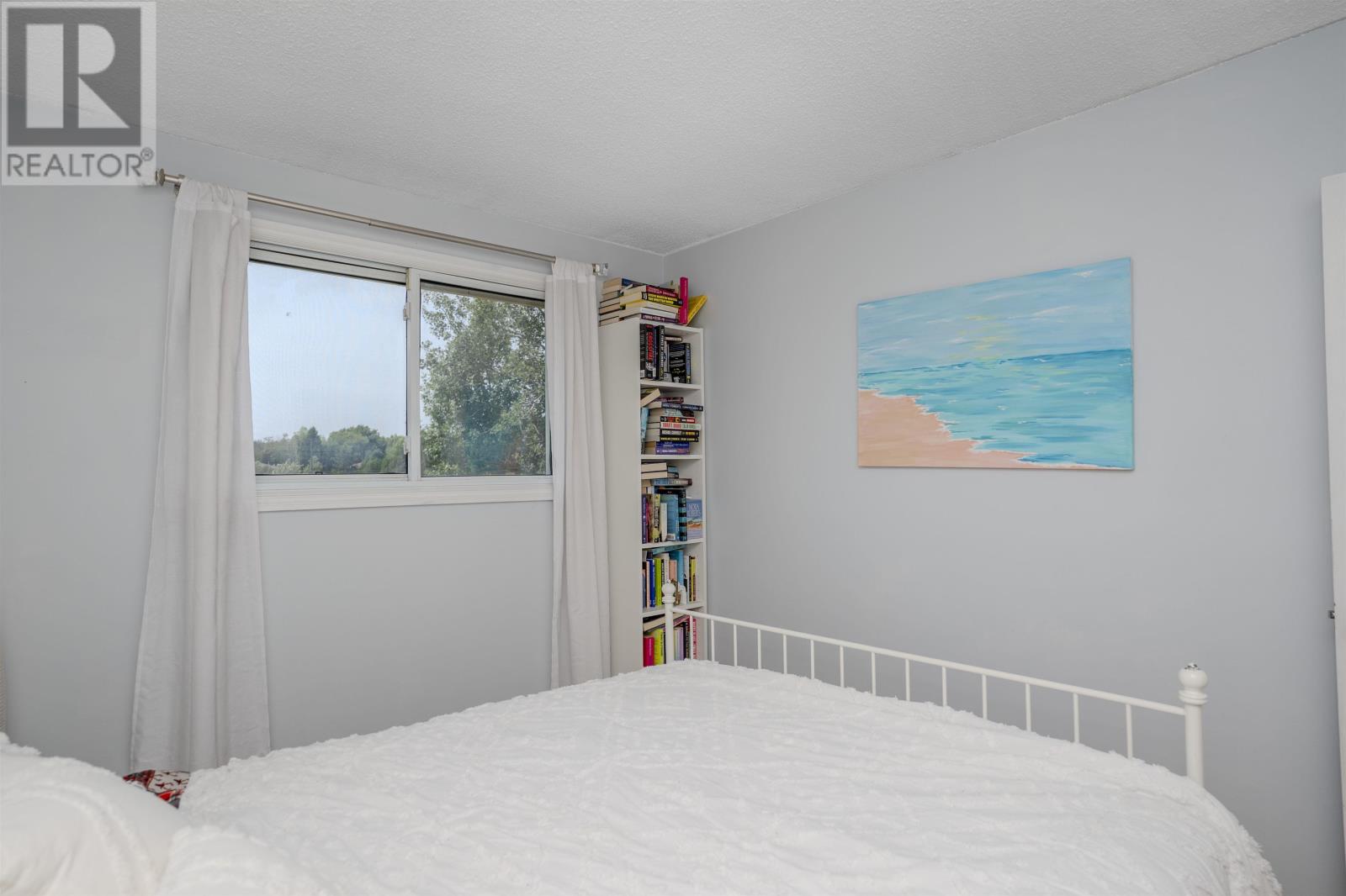 145 Conestoga ST - 16