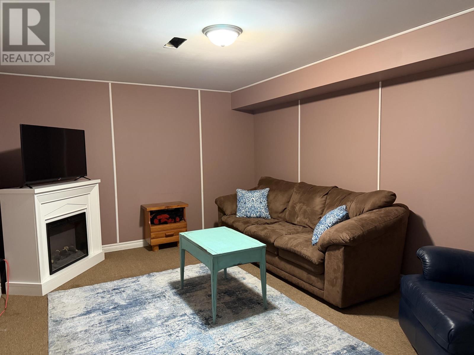 15 PRINCESS AVE - 26