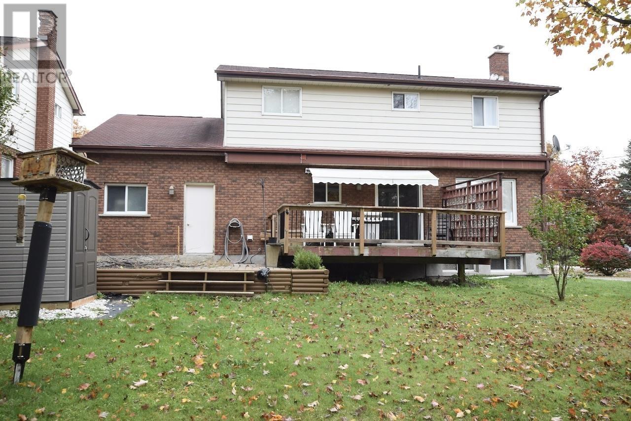 113 Rousseau CRES - 3
