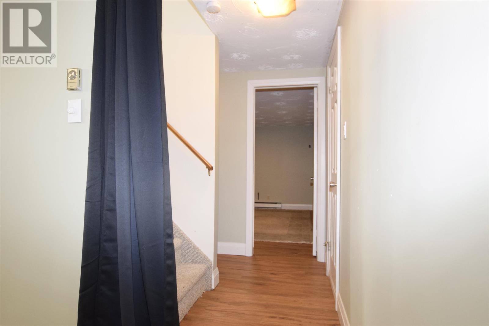 113 Rousseau CRES - 32
