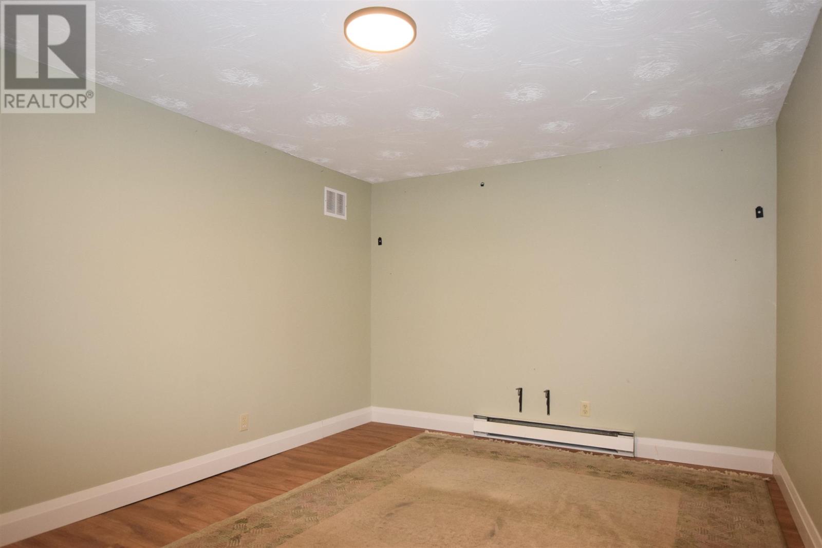 113 Rousseau CRES - 34