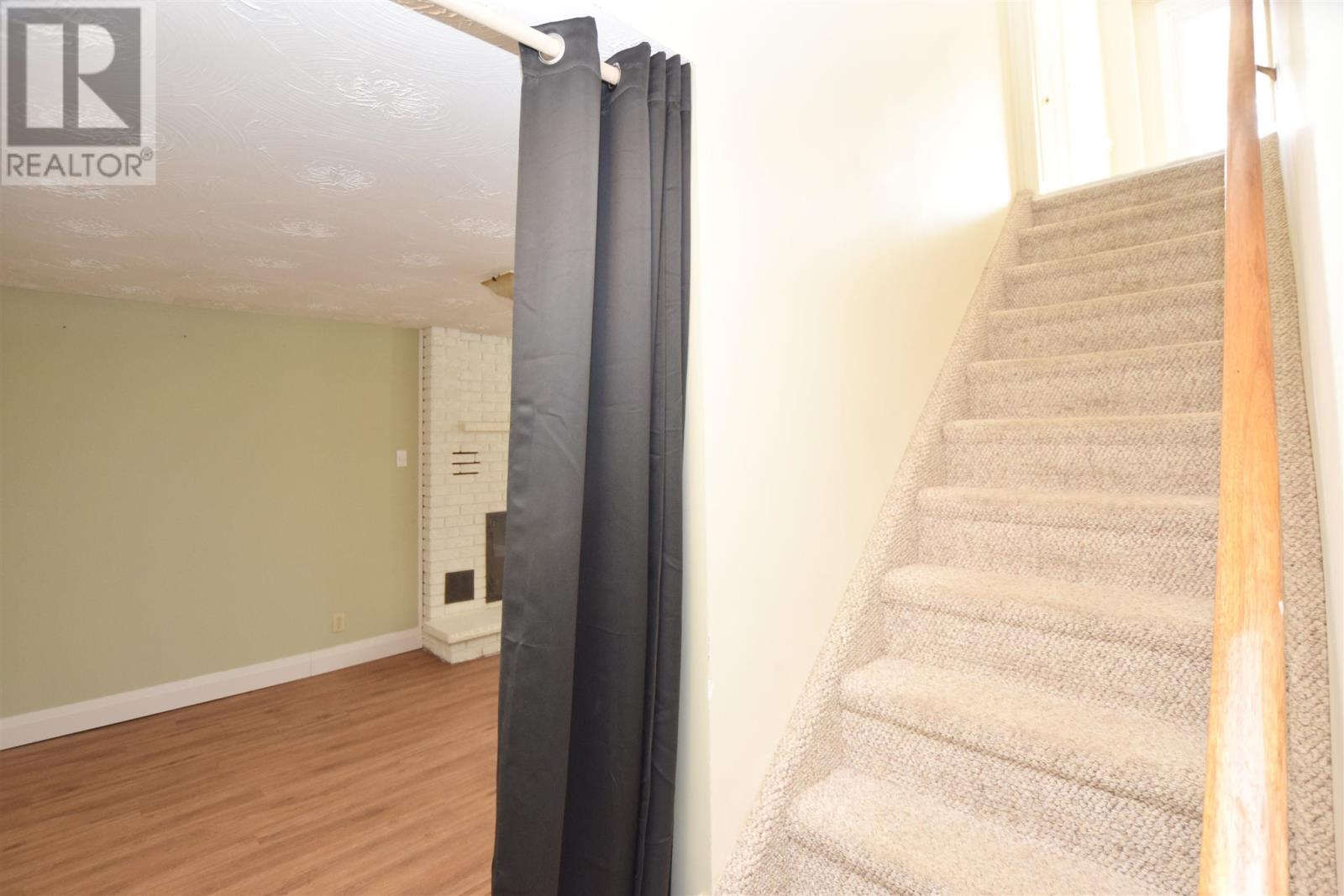 113 Rousseau CRES - 29