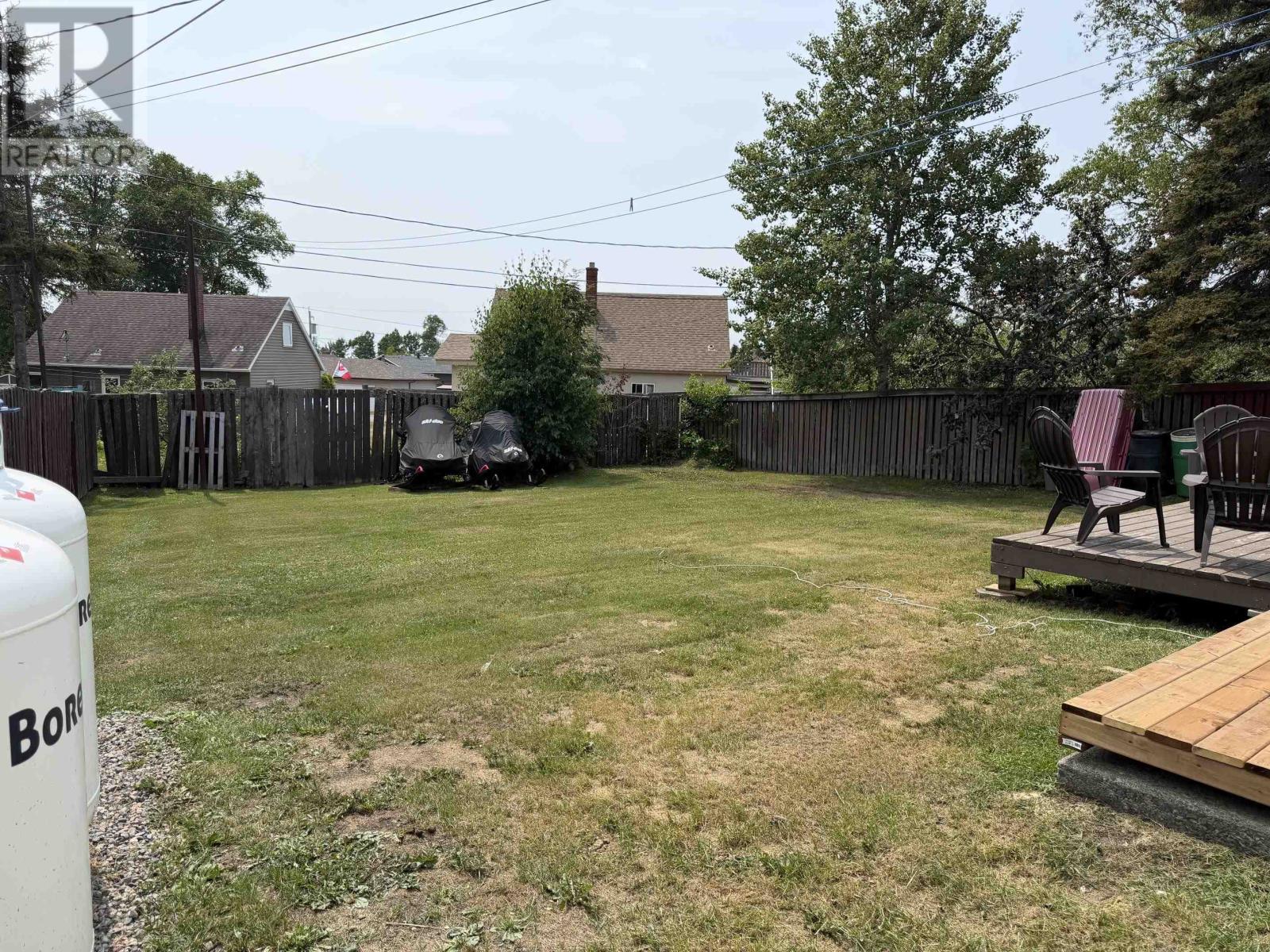 15 PRINCESS AVE - 27