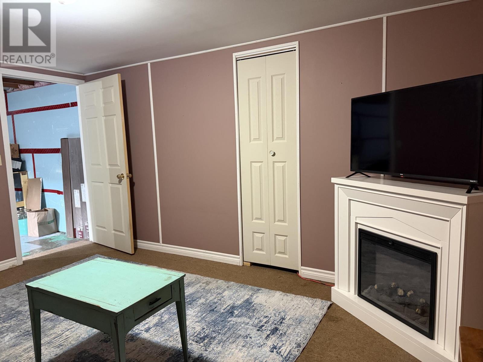 15 PRINCESS AVE - 25