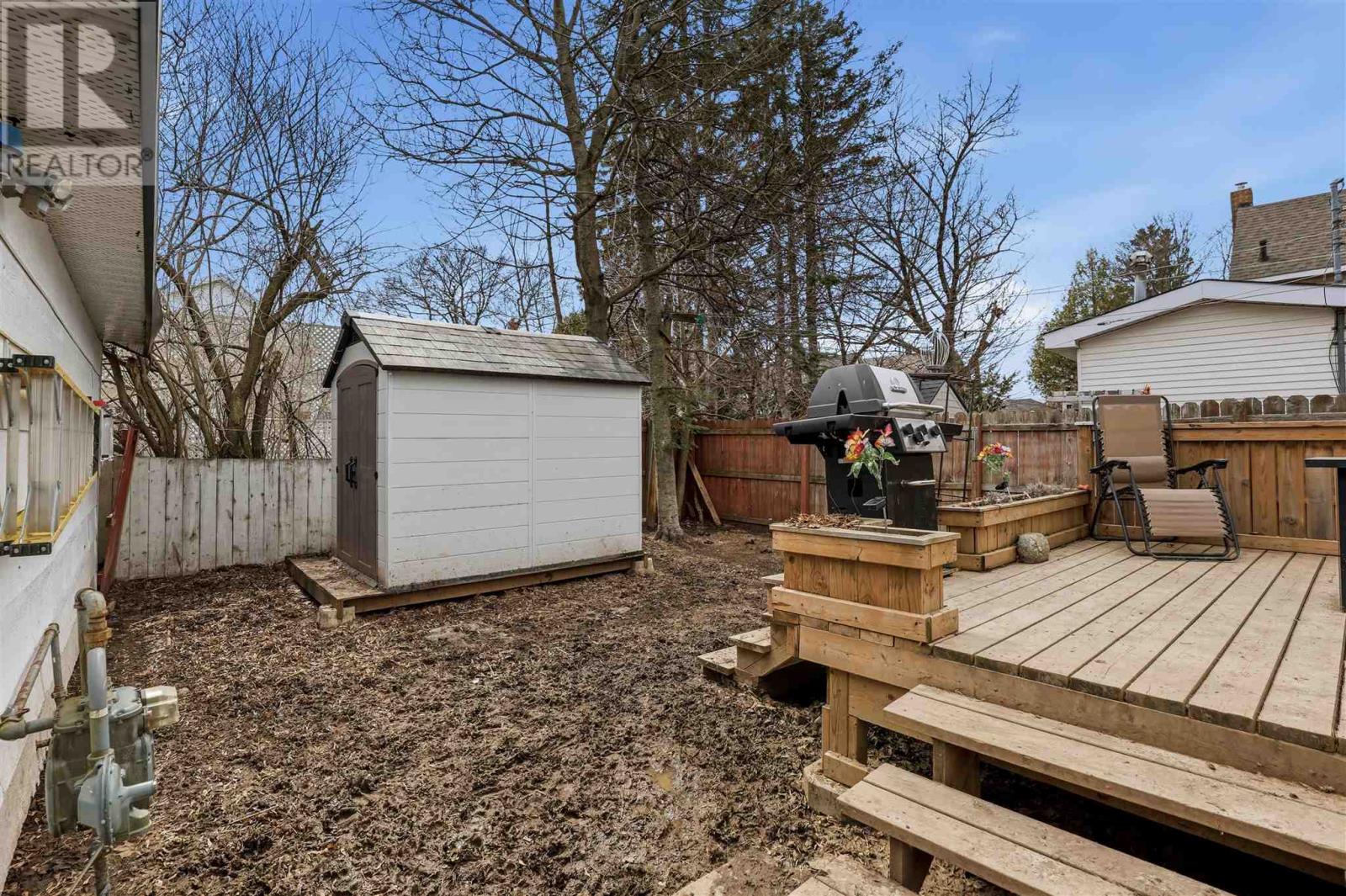 49 Hawthorne AVE - 27