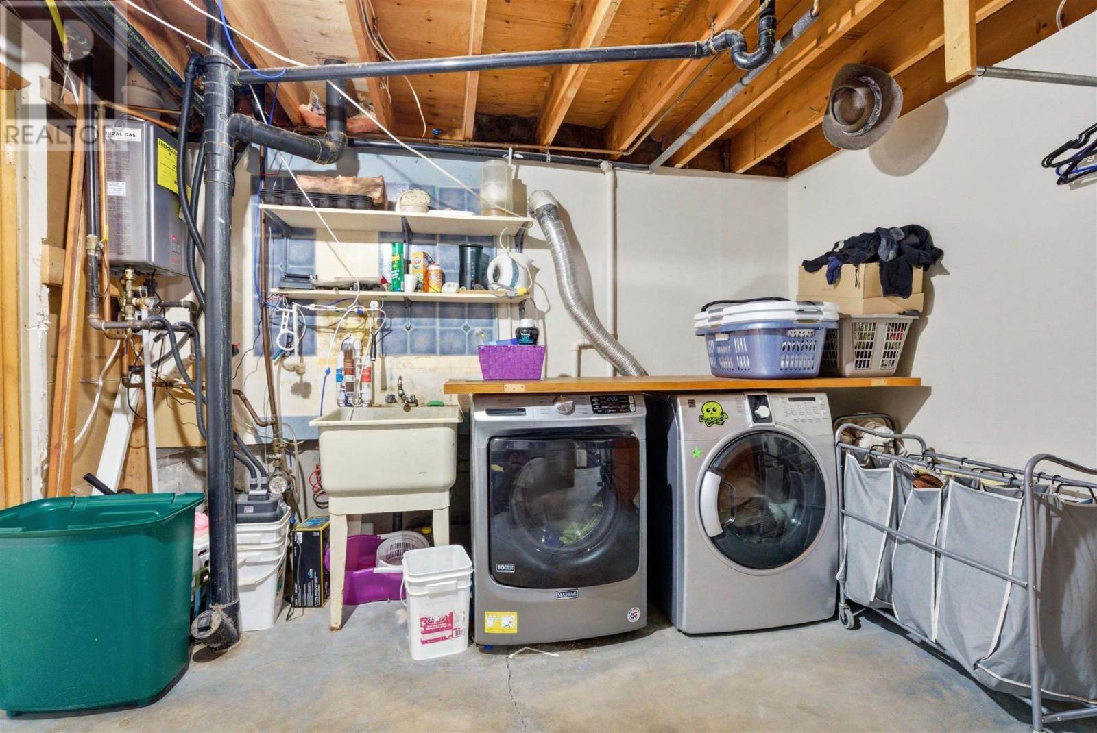 7 Schurm AVE - Image 27