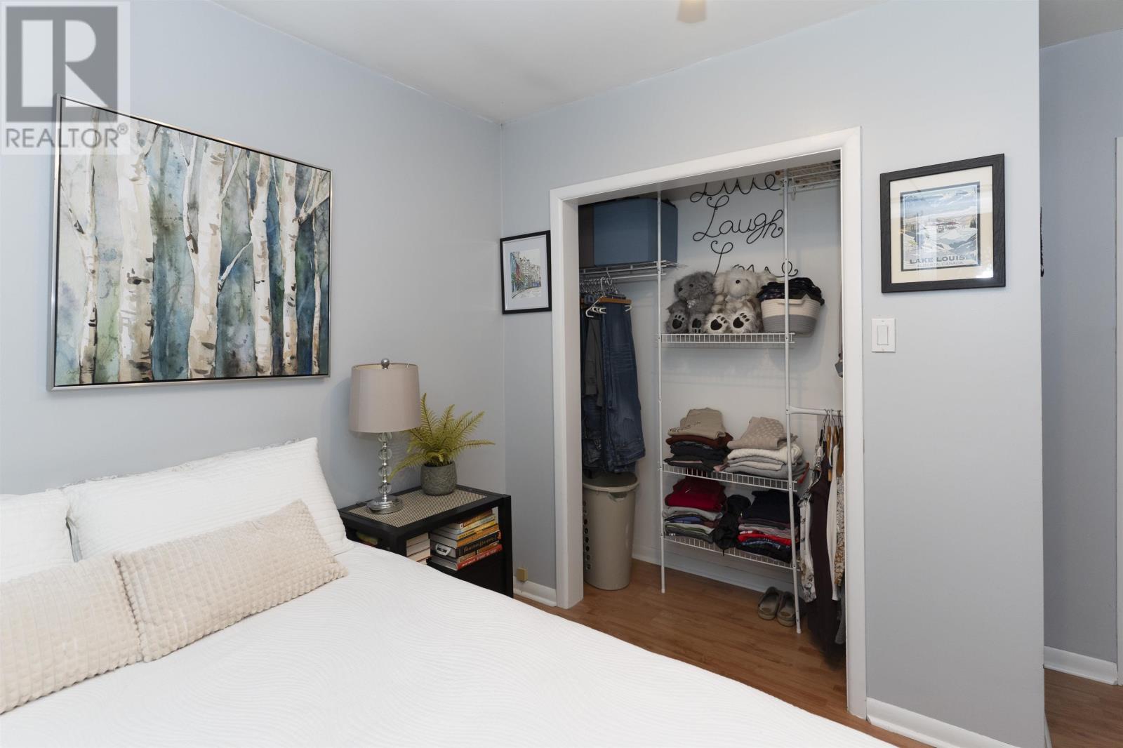 601 Edward ST S - 20