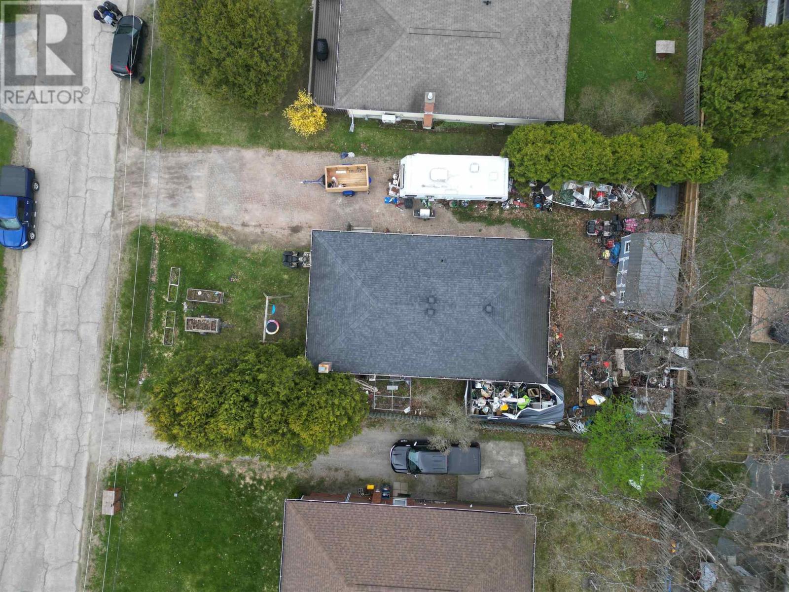 7 Schurm AVE - 5