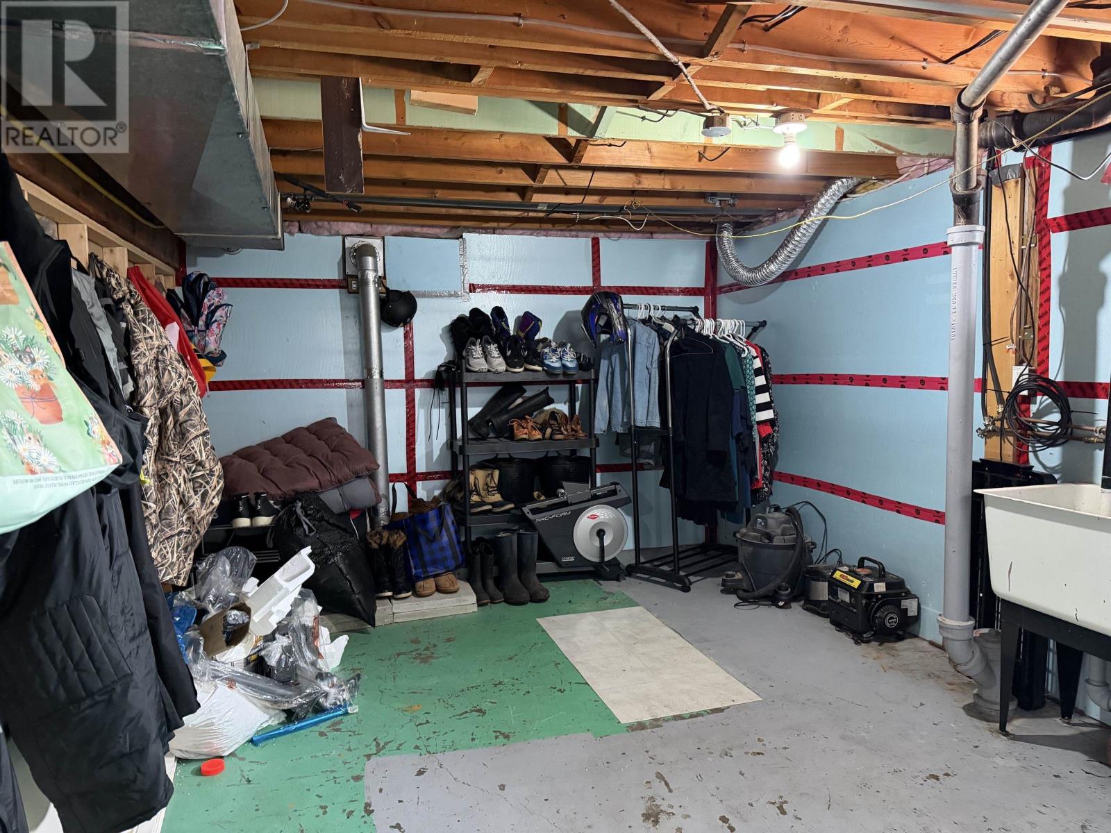 15 PRINCESS AVE - 31