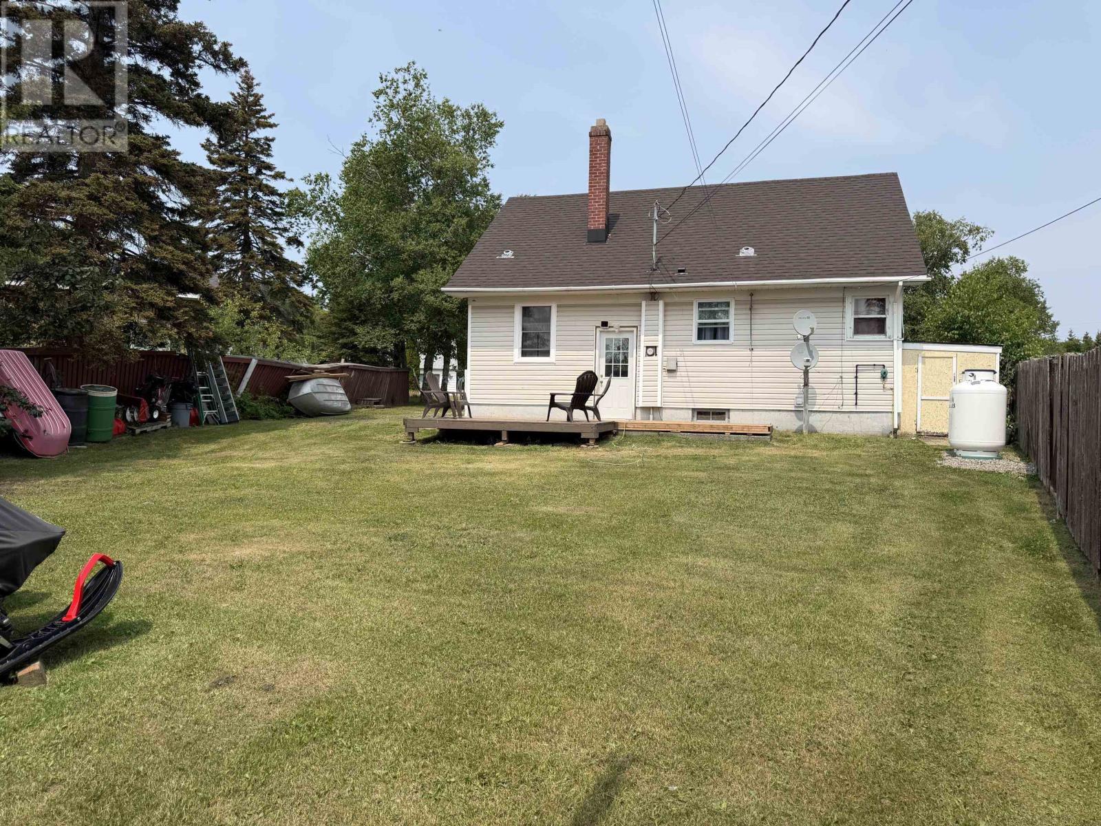15 PRINCESS AVE - 39