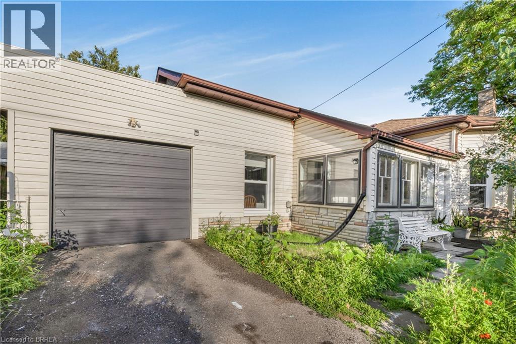 472 COLBORNE Street E - 2