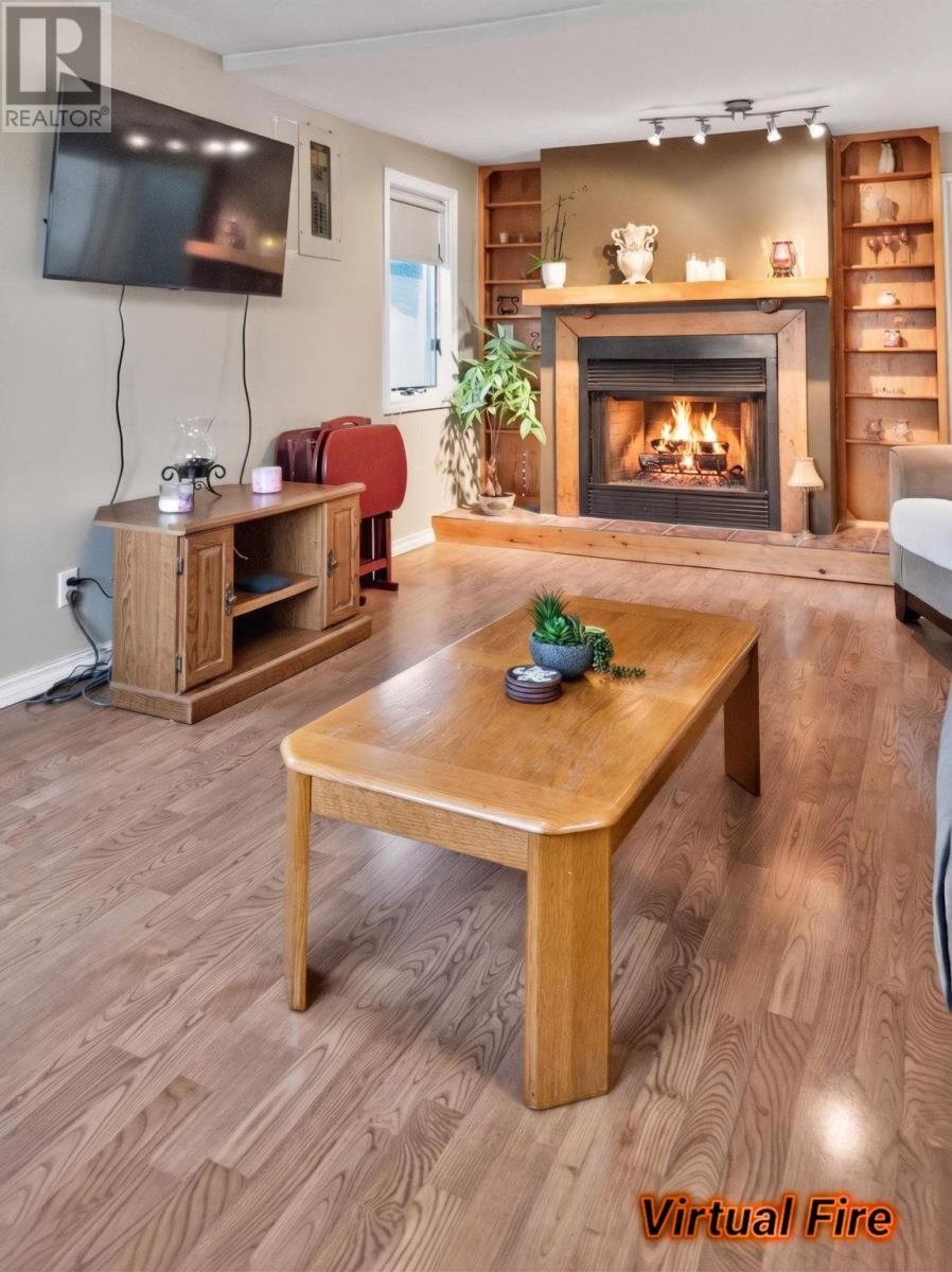 161 Churchill AVE - 12