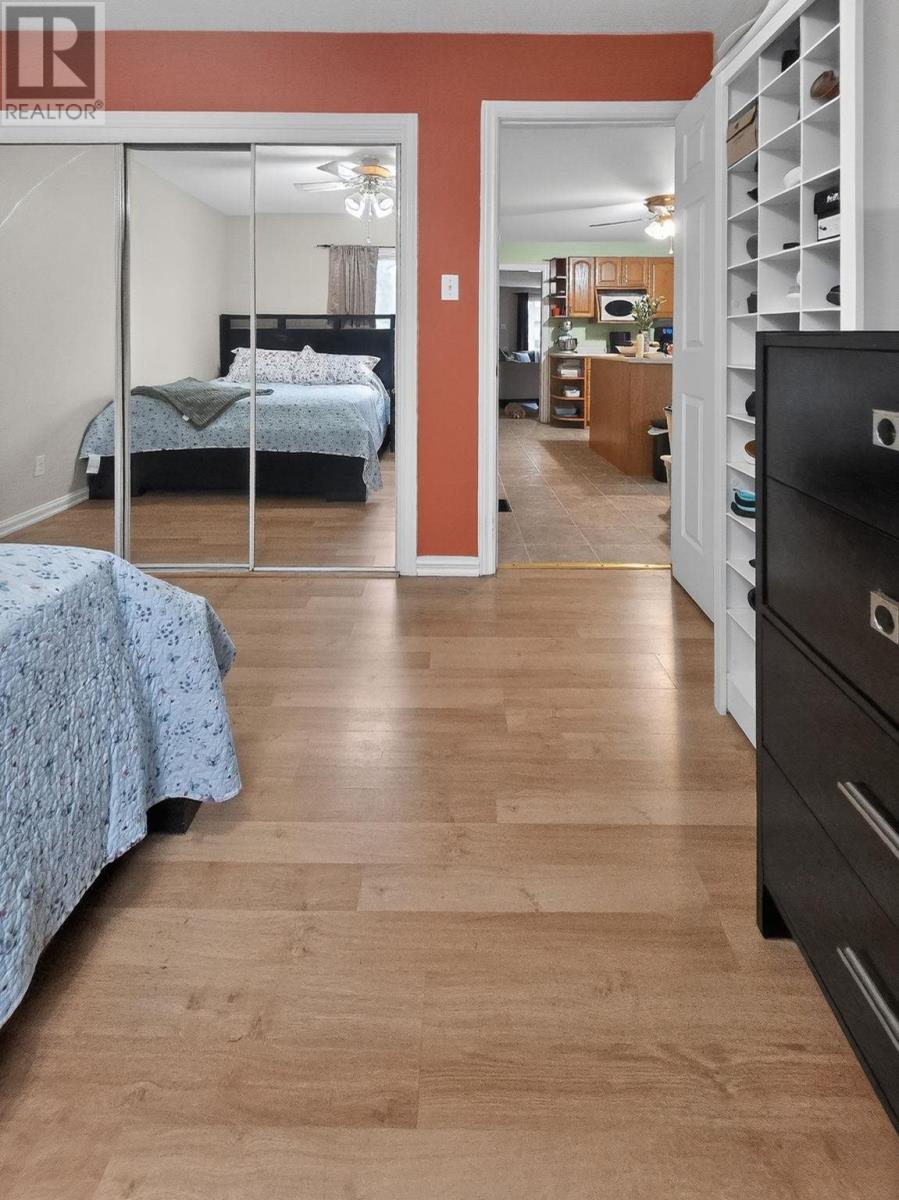 161 Churchill AVE - 14