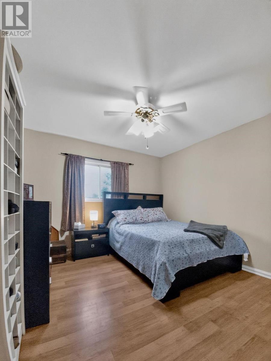 161 Churchill AVE - 16