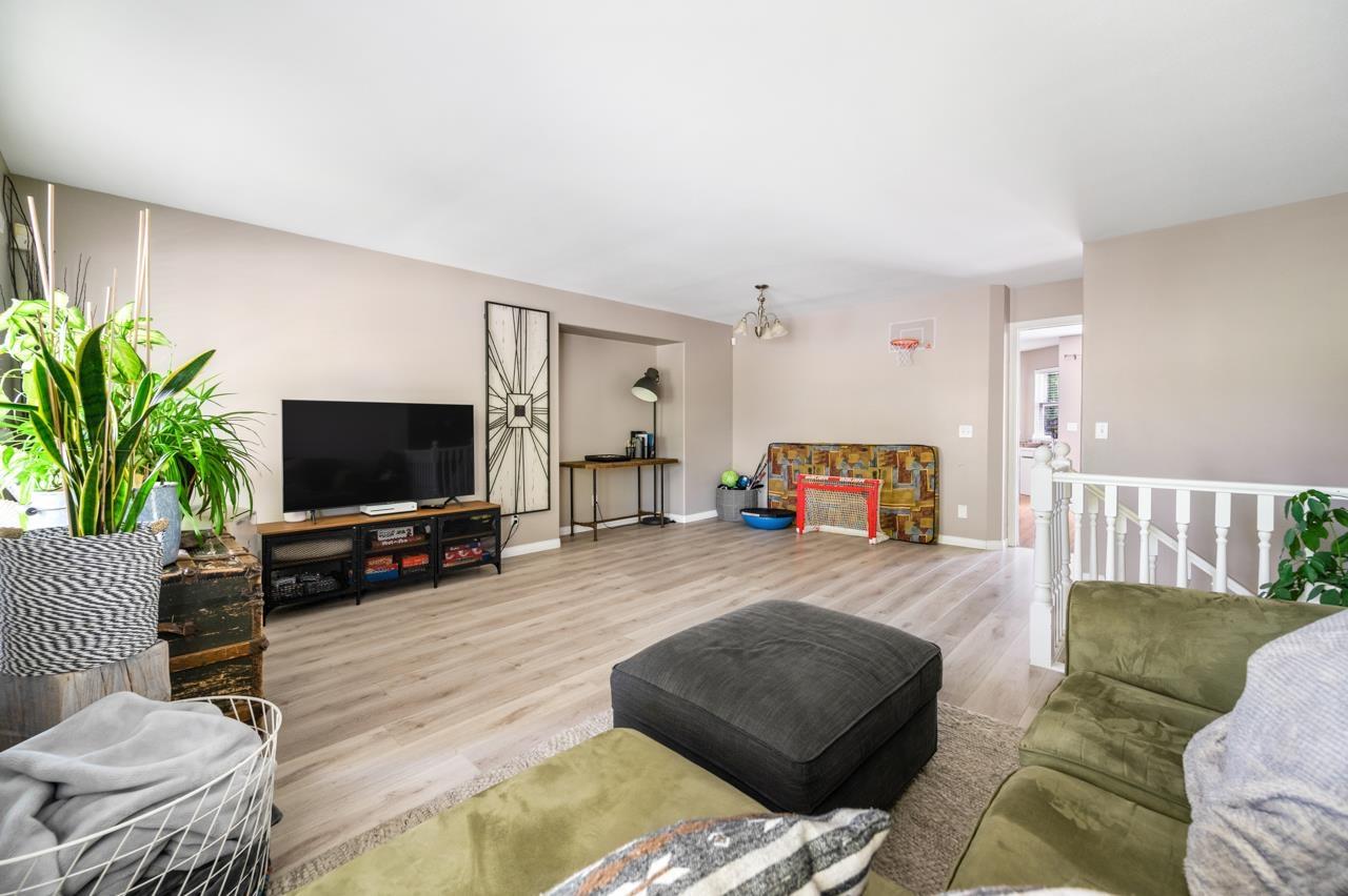 35026 EXBURY AVENUE, Abbotsford
