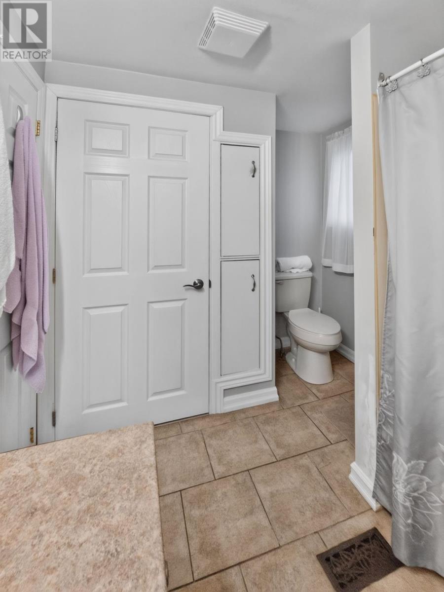 161 Churchill AVE - 17