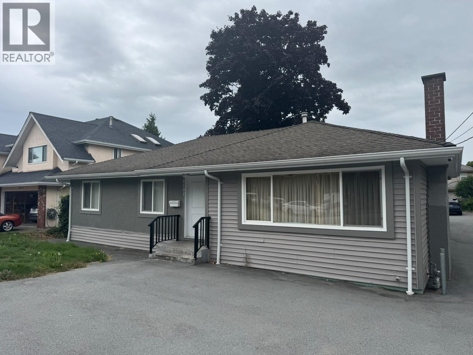 8591 WILLIAMS Road, Richmond