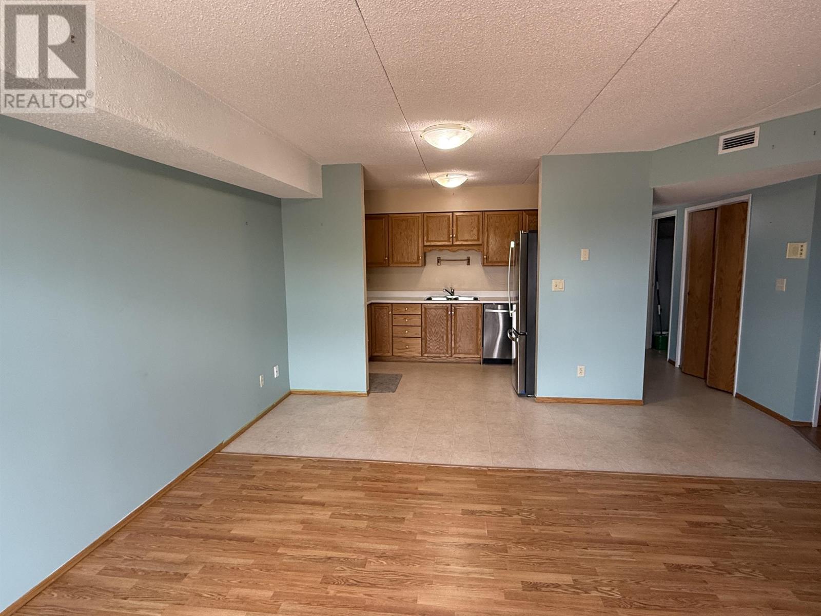 303 235 Leland Ave S - Image 5