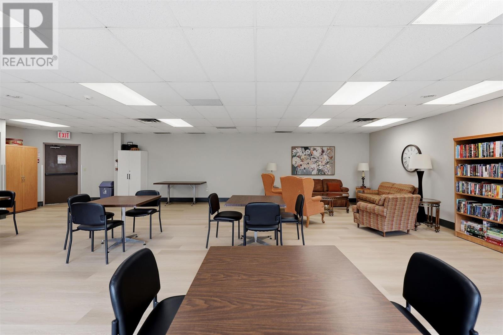 313 MacDonald AVE # 301 - 30