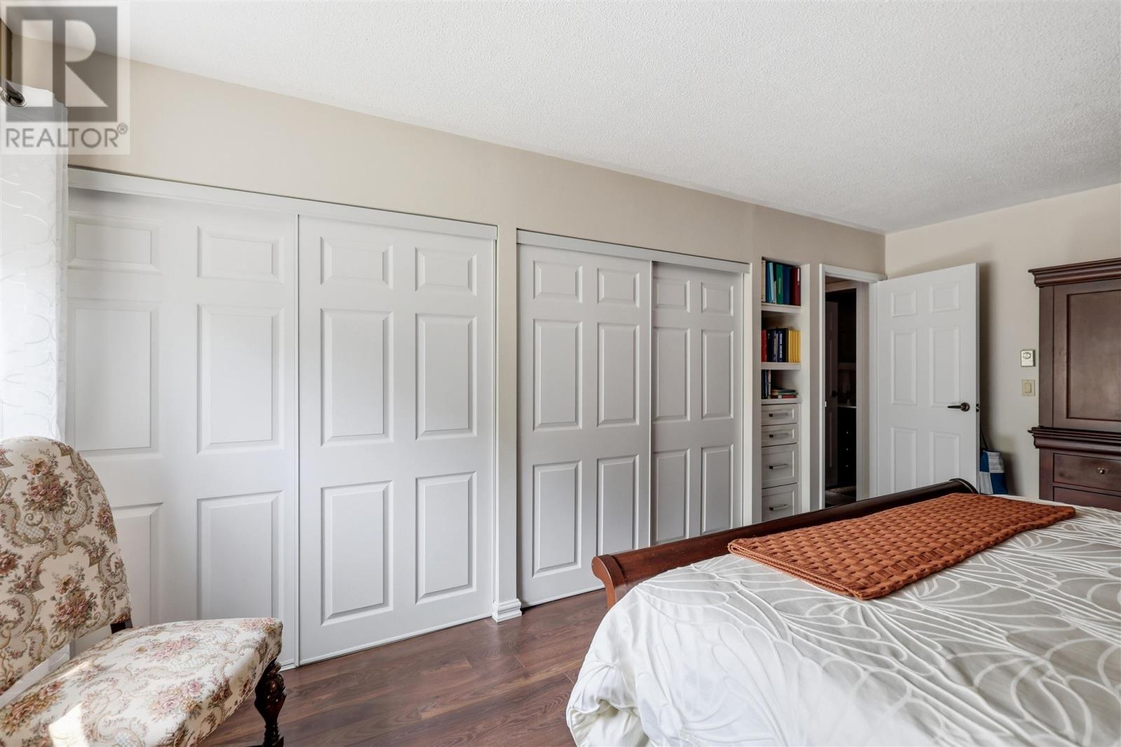 313 MacDonald AVE # 301 - 25