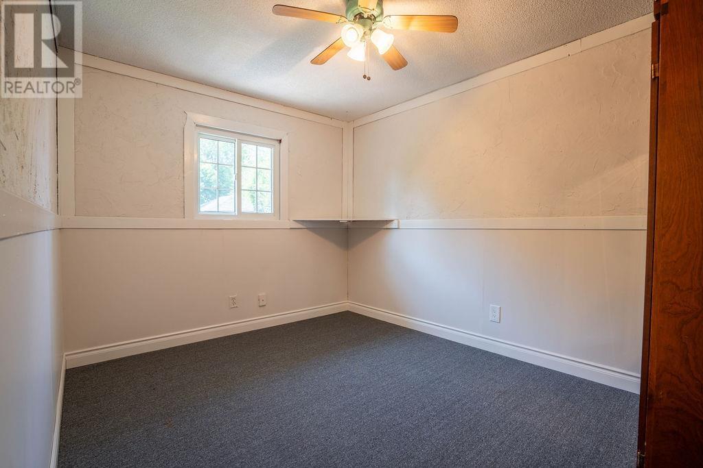 275 John ST - 23