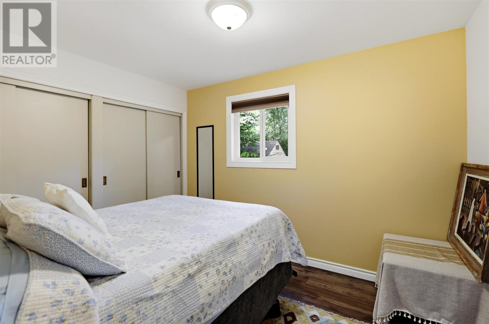 1750 Queen ST E - 20