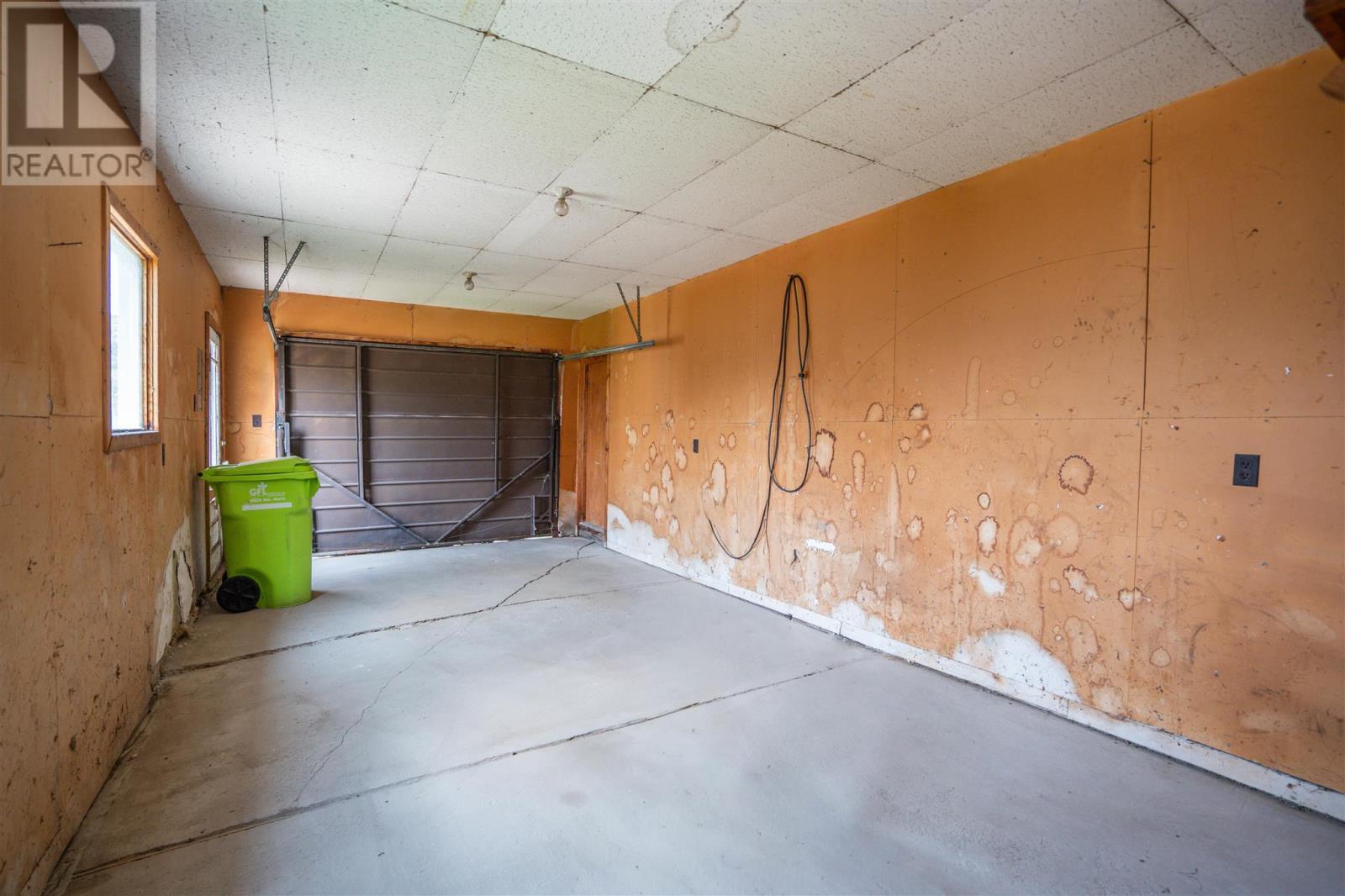191 Rossmore RD - 28