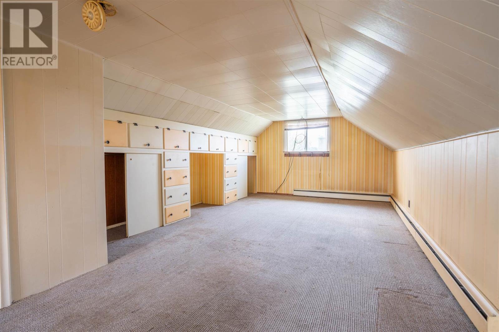 191 Rossmore RD - 17