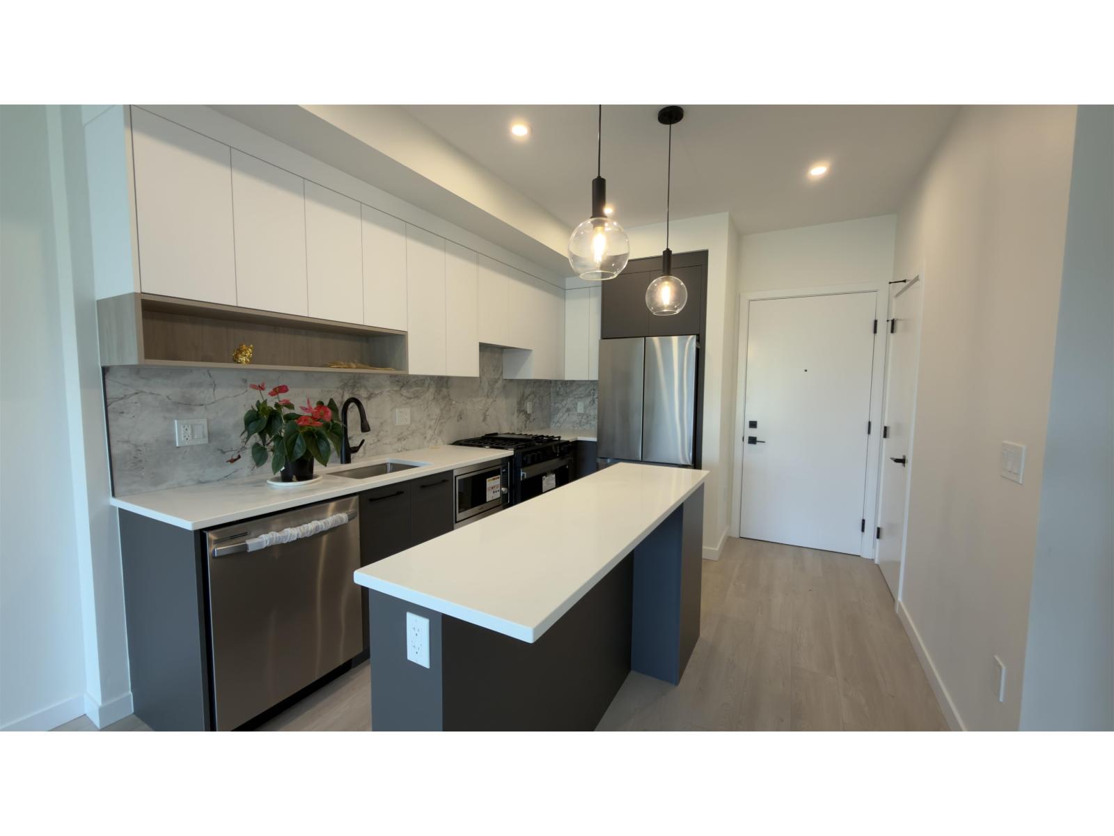 2 Bed, 2 Bath Apartment for Sale in Surrey – 202 6270 GOOSEBERRY DRIVE, Surrey – MLS# R3150239 - Image 9