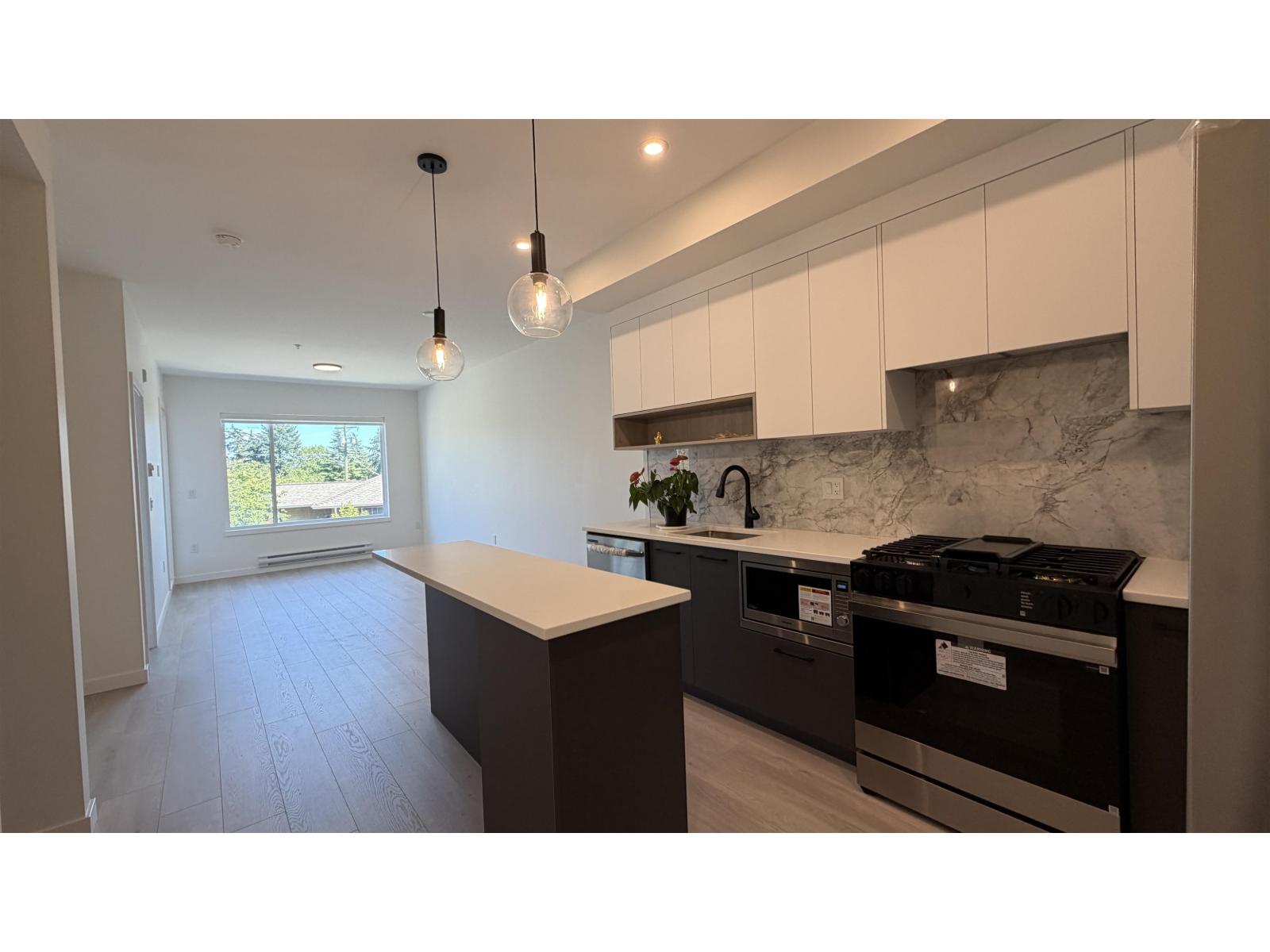 2 Bed, 2 Bath Apartment for Sale in Surrey – 202 6270 GOOSEBERRY DRIVE, Surrey – MLS# R3150239 - Image 7