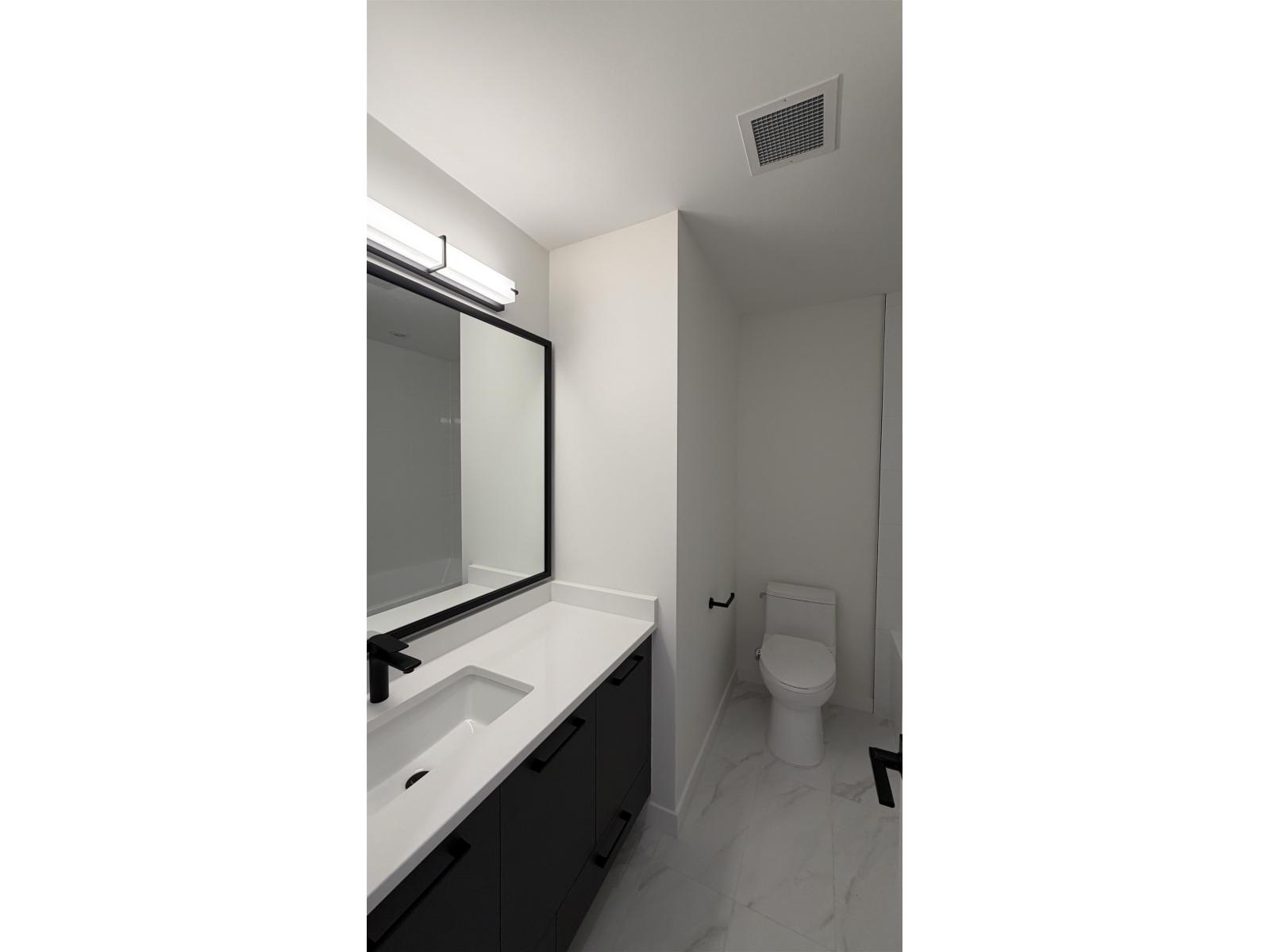 2 Bed, 2 Bath Apartment for Sale in Surrey – 202 6270 GOOSEBERRY DRIVE, Surrey – MLS# R3150239 - Image 17