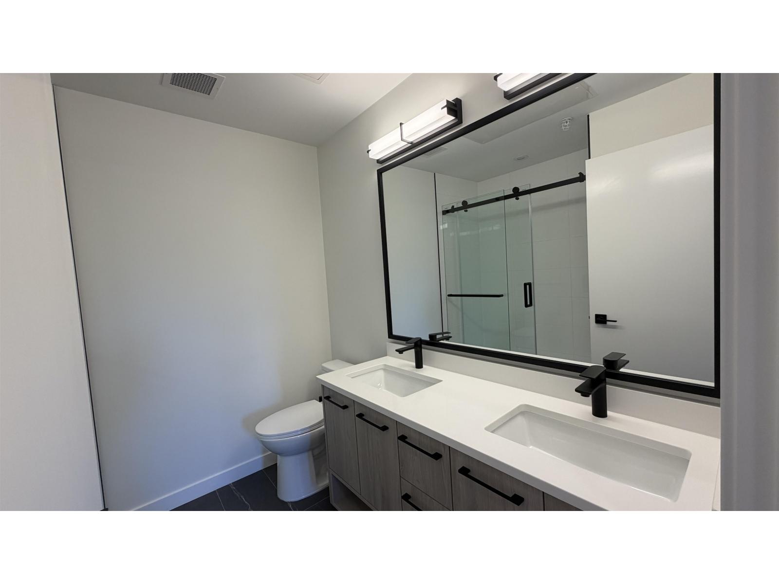2 Bed, 2 Bath Apartment for Sale in Surrey – 202 6270 GOOSEBERRY DRIVE, Surrey – MLS# R3150239 - Image 23