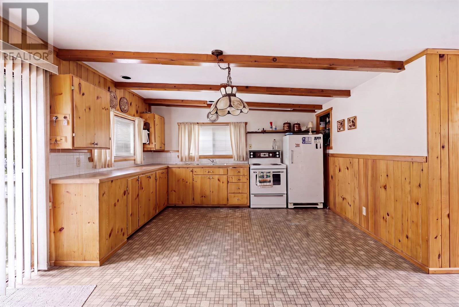 264 Whispering Pines DR - 33