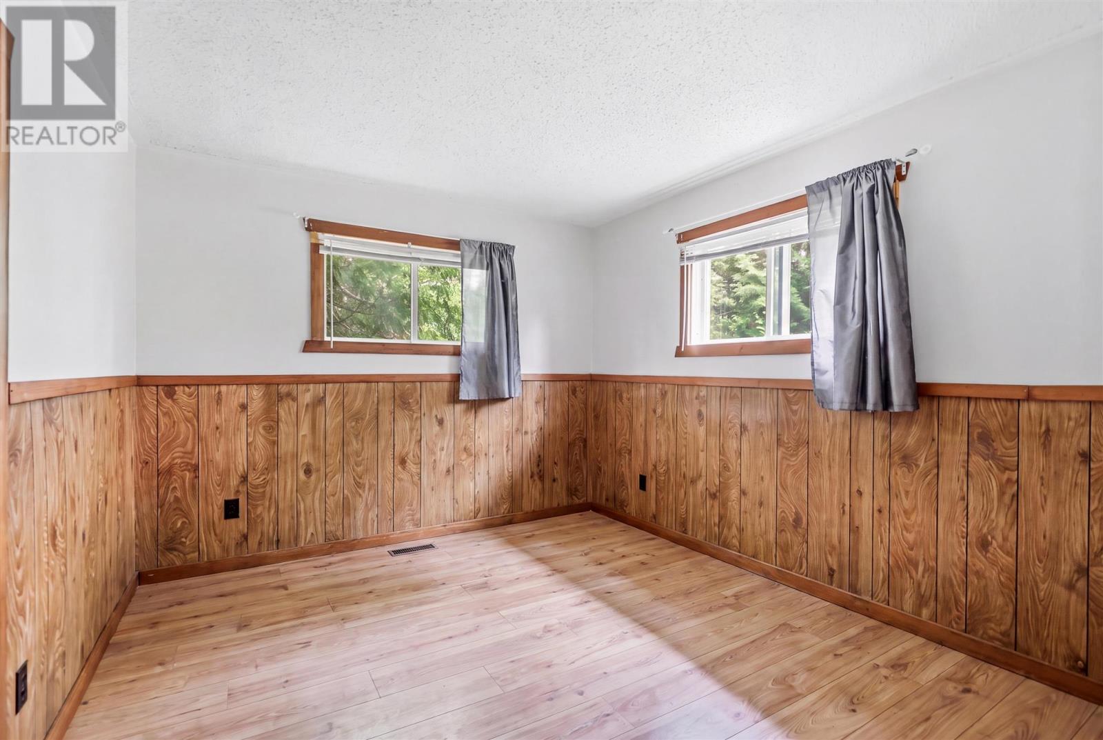 264 Whispering Pines DR - Image 27