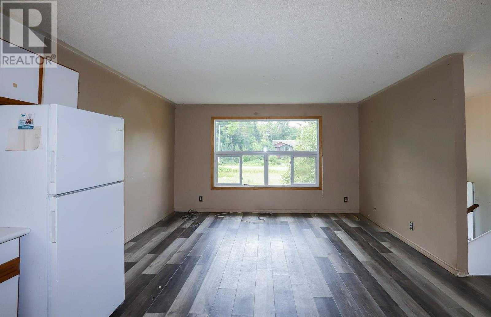 370 Old Highway 17 N - Image 6