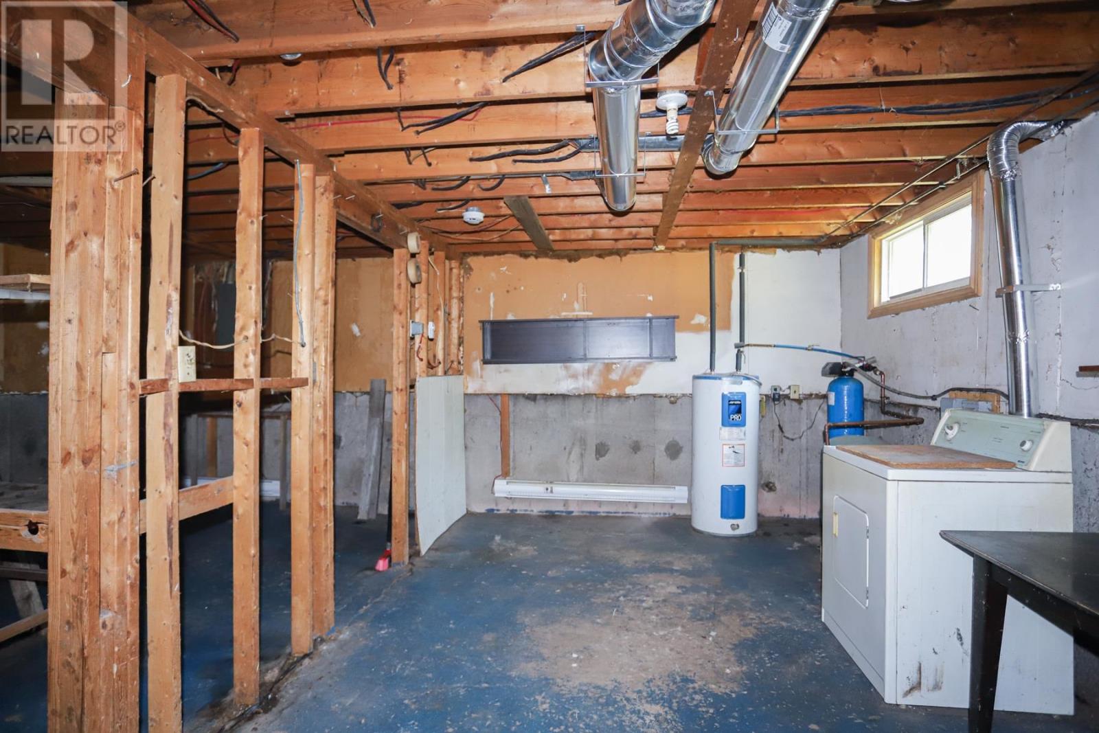 27 Superior ST - Image 19