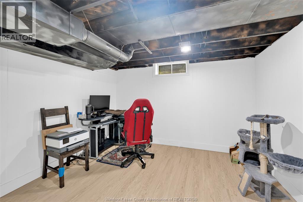 3660 ROXBOROUGH - 27