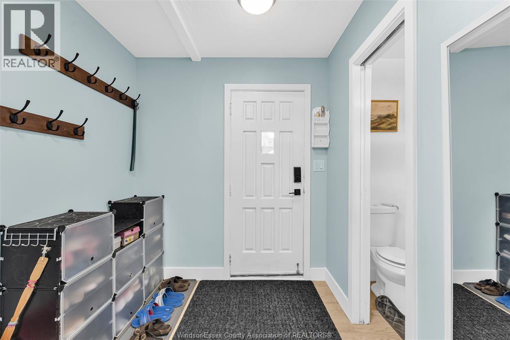 3660 ROXBOROUGH - 23