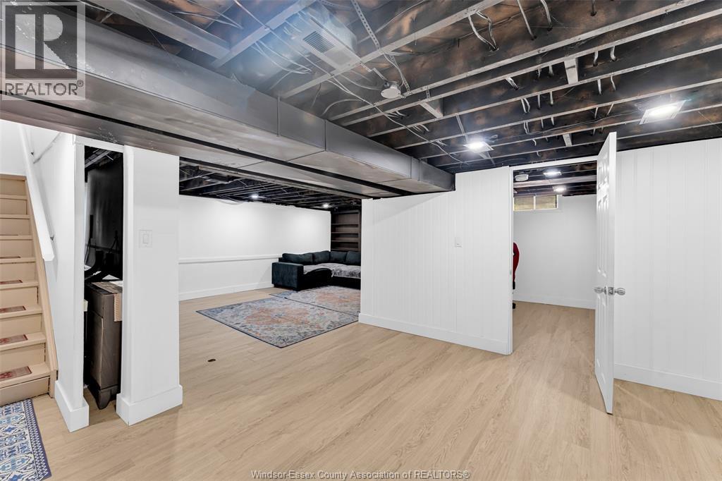 3660 ROXBOROUGH - Image 26