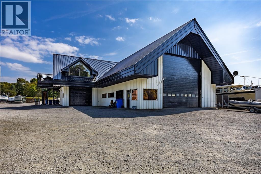 15 JAYLIN Crescent - 6
