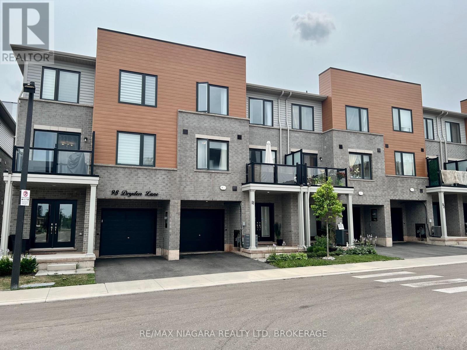 #48 96 DRYDEN LANE - 1