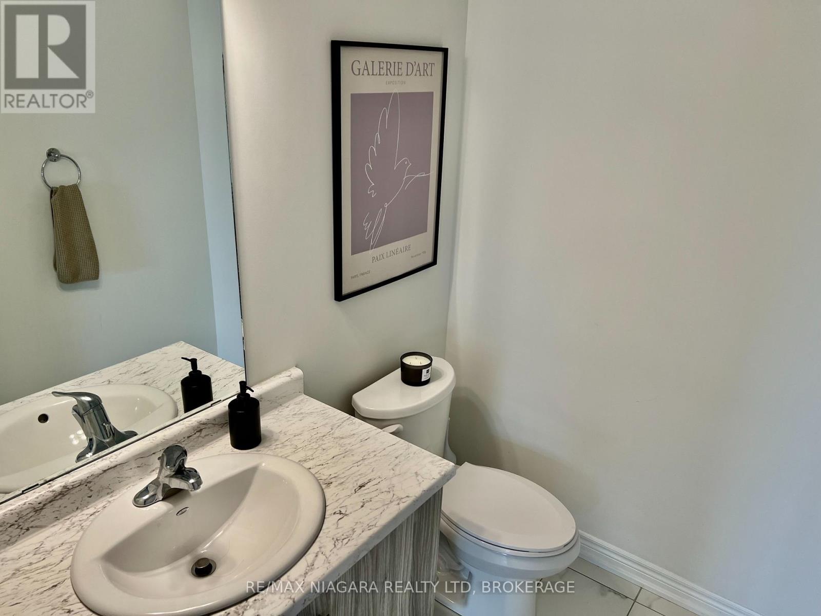 #48 96 DRYDEN LANE - 22