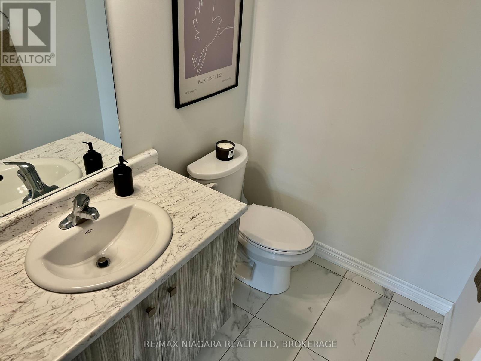 #48 96 DRYDEN LANE - 23