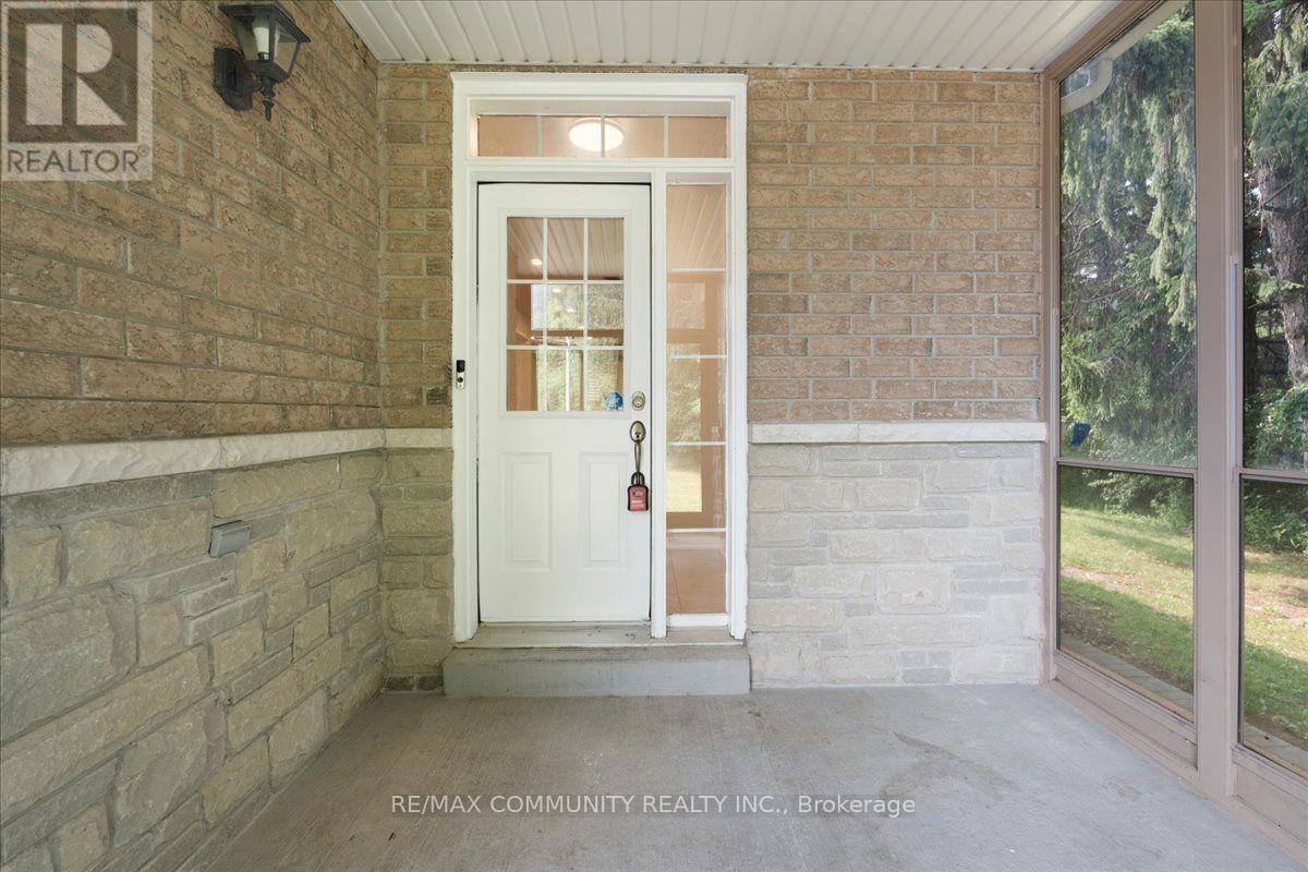 461 ROUGEWALK DRIVE - 2