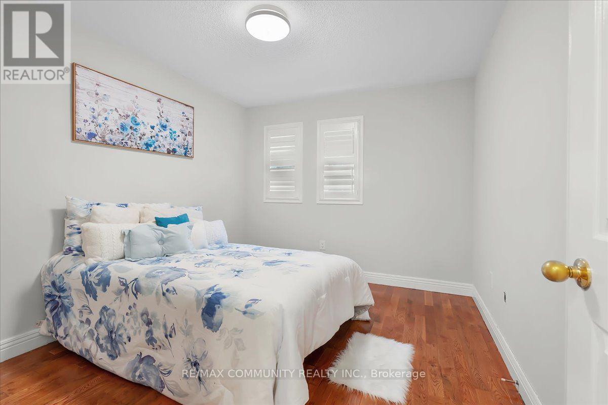 461 ROUGEWALK DRIVE - 25