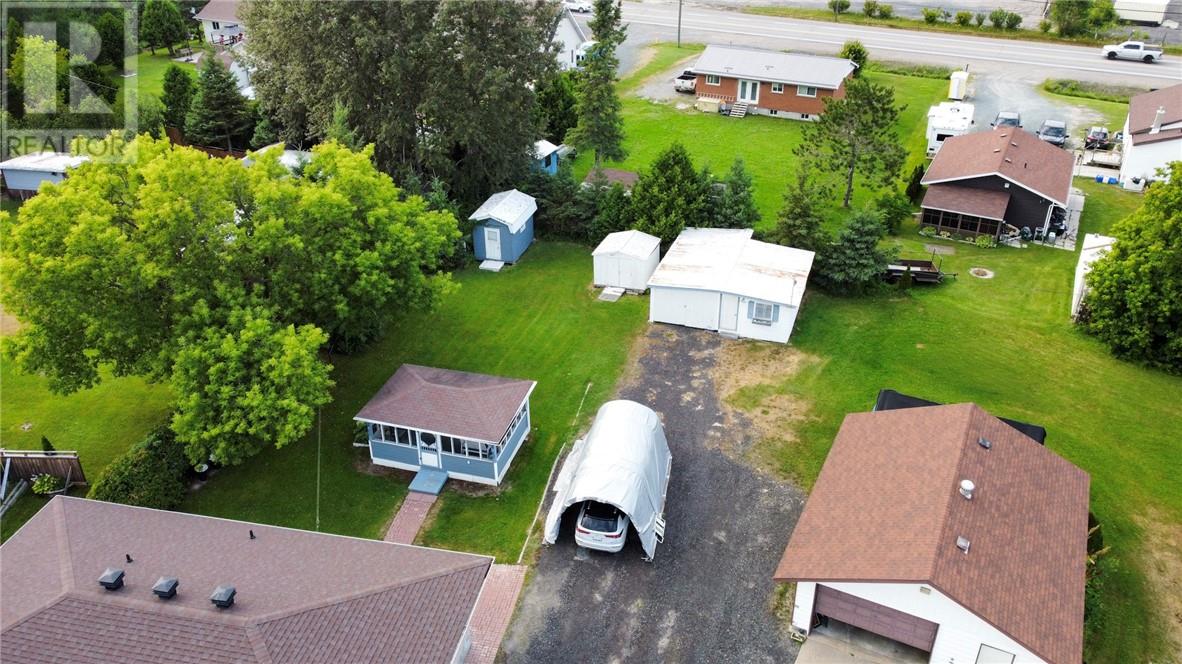 390 Aurore Drive - 30