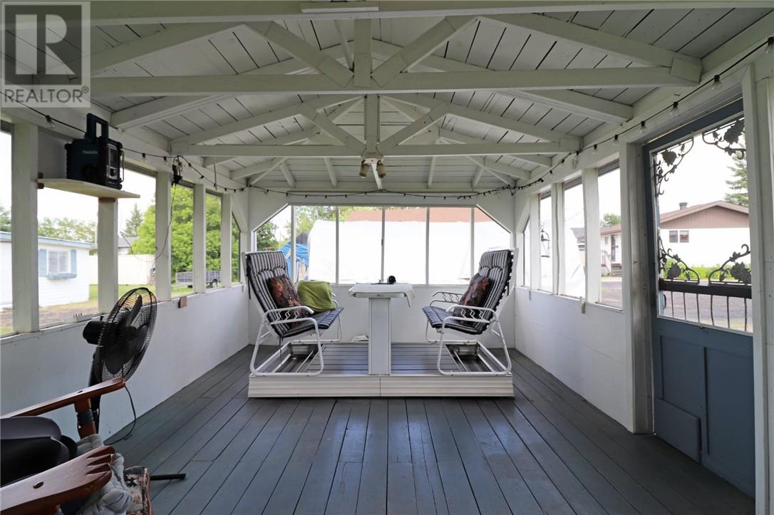 390 Aurore Drive - 34