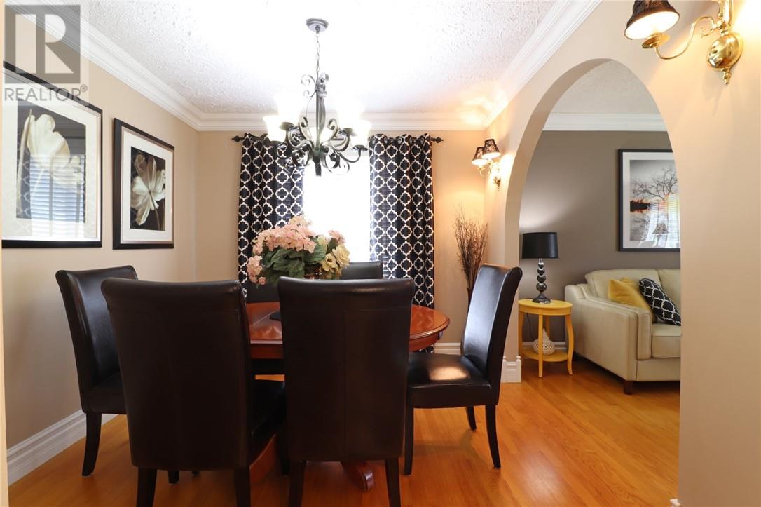 390 Aurore Drive - 11